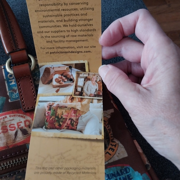 Patricia Nash NWT Coated Canvas Trapani Convertible Backpack - Picture 5 of 11